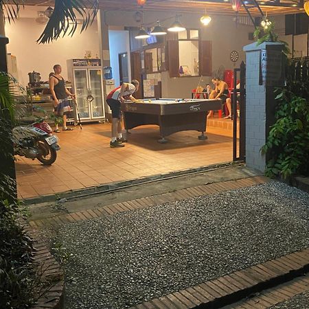 Aurora Backpackers Hostel Luang Prabang Dış mekan fotoğraf