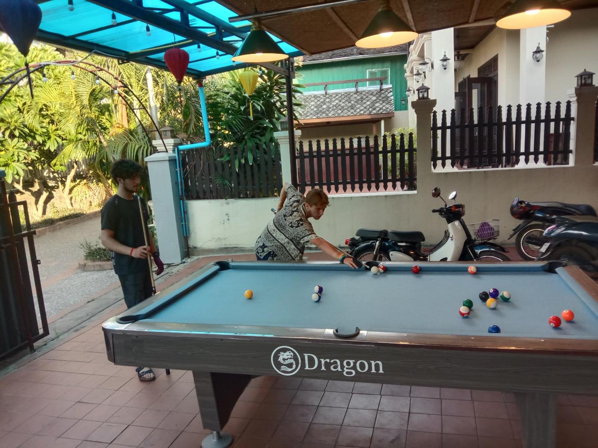 Aurora Backpackers Hostel Luang Prabang Dış mekan fotoğraf