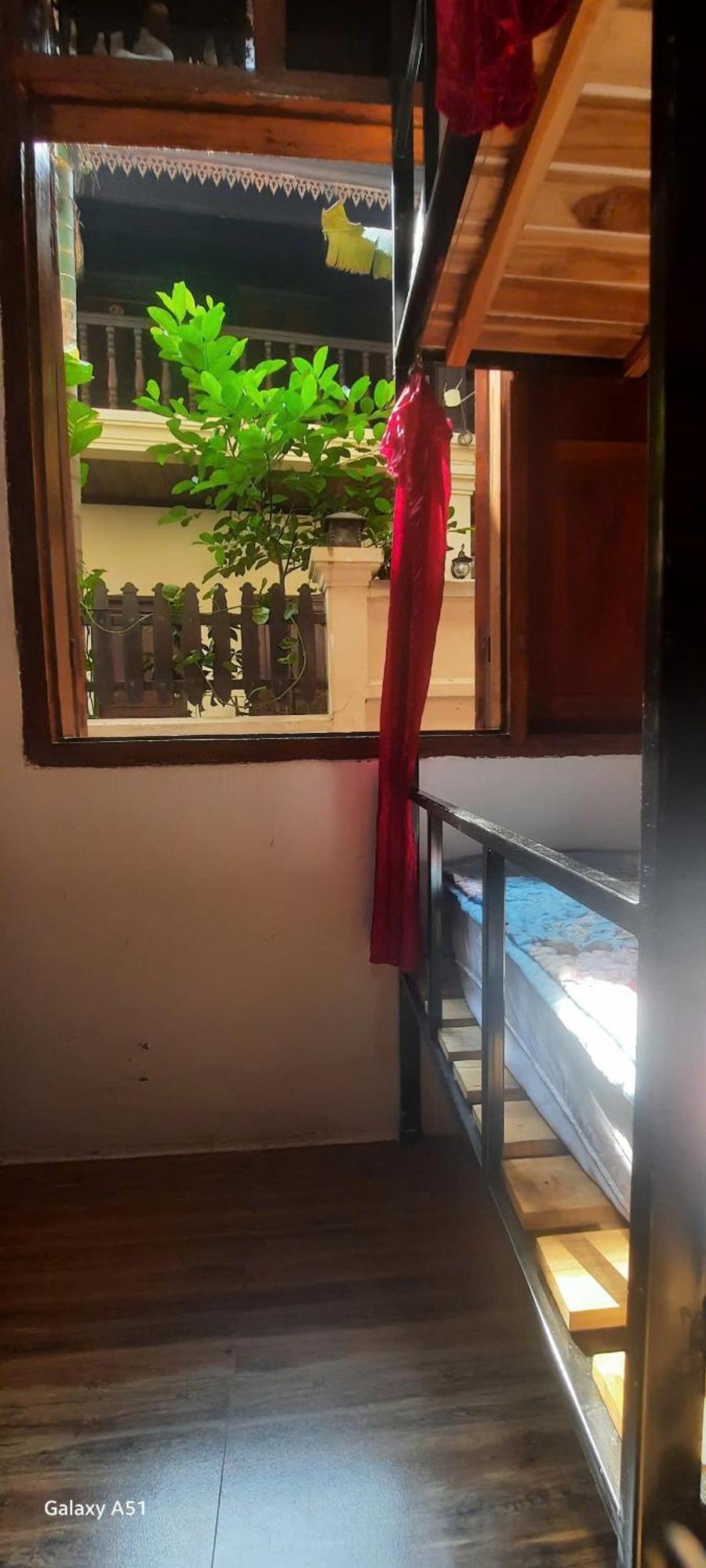 Aurora Backpackers Hostel Luang Prabang Dış mekan fotoğraf