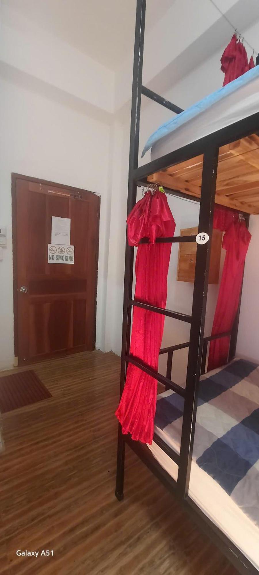 Aurora Backpackers Hostel Luang Prabang Dış mekan fotoğraf